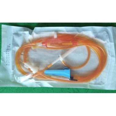 Single-use Light-proof Infusion Set with Needle