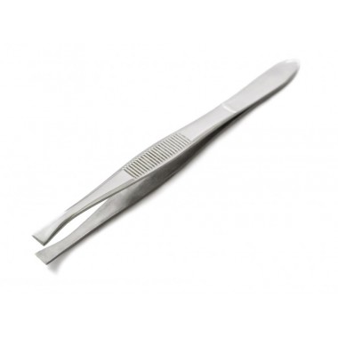 tweezers-on-white