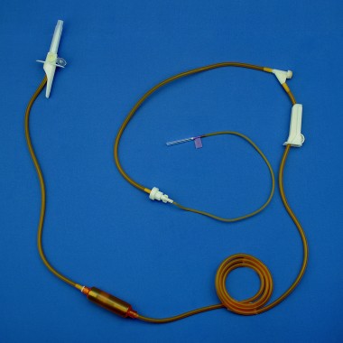 Lightproof Infusion set for single use